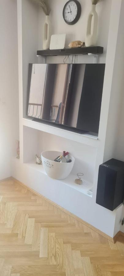 Elena - Studio Apartman Ičići Esterno foto