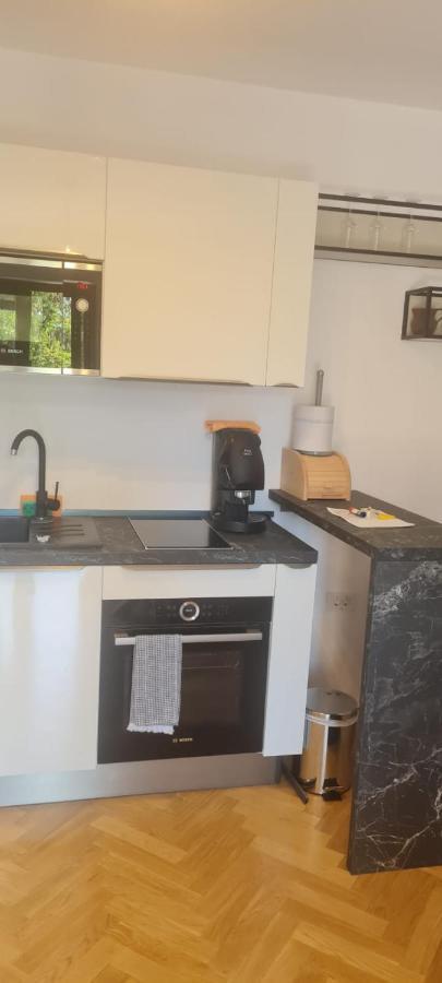 Elena - Studio Apartman Ičići Esterno foto